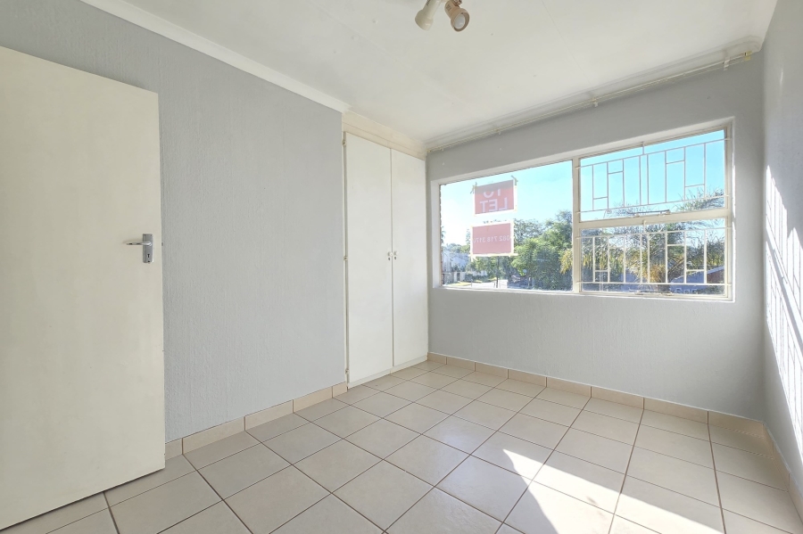 To Let 3 Bedroom Property for Rent in Birch Acres Gauteng