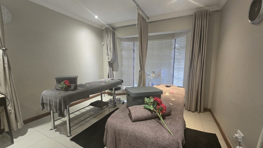 To Let 4 Bedroom Property for Rent in Garsfontein Gauteng