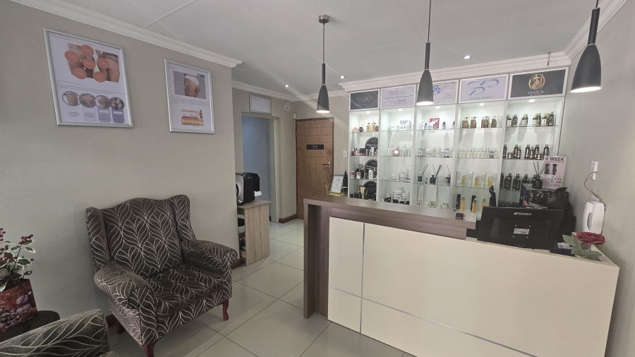 To Let 4 Bedroom Property for Rent in Garsfontein Gauteng