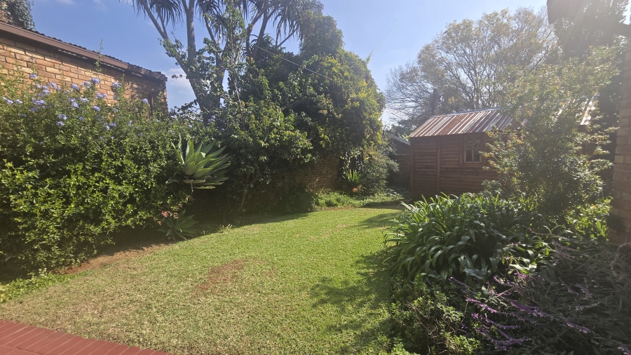 To Let 4 Bedroom Property for Rent in Garsfontein Gauteng