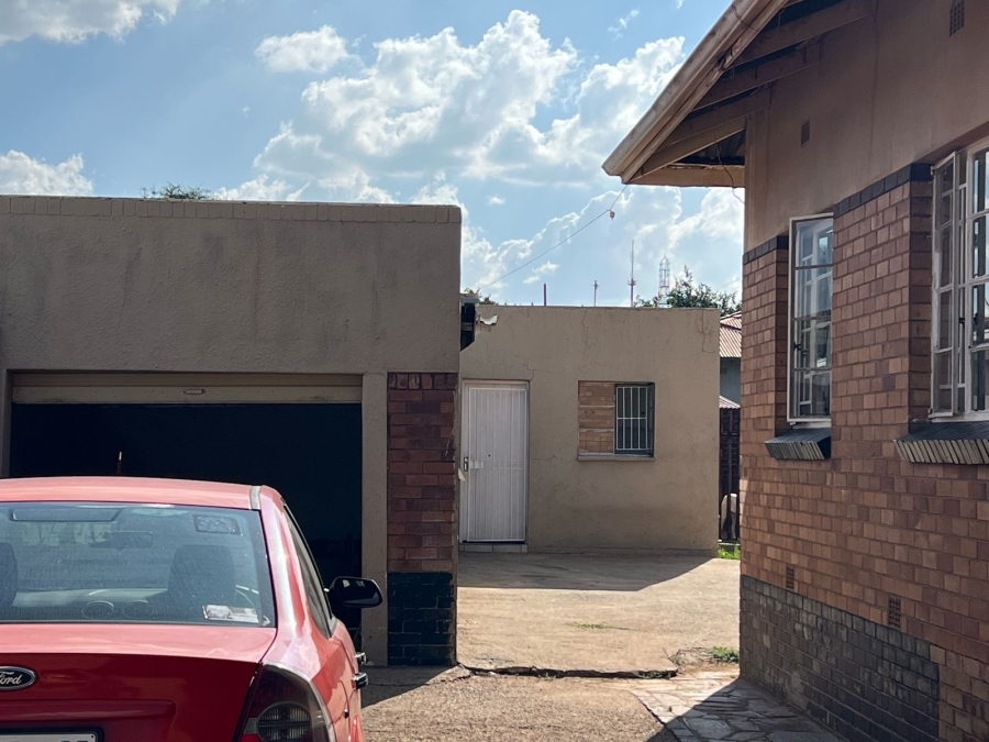 To Let 3 Bedroom Property for Rent in Primrose Gauteng