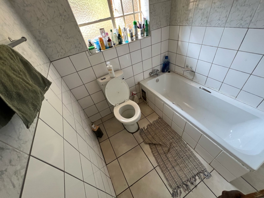 To Let 3 Bedroom Property for Rent in Primrose Gauteng