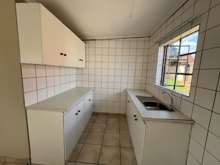 To Let 3 Bedroom Property for Rent in Primrose Gauteng