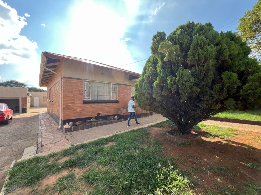 To Let 3 Bedroom Property for Rent in Primrose Gauteng
