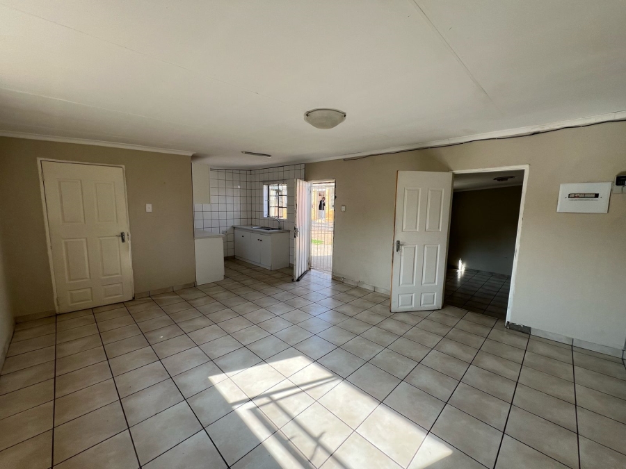 To Let 3 Bedroom Property for Rent in Primrose Gauteng