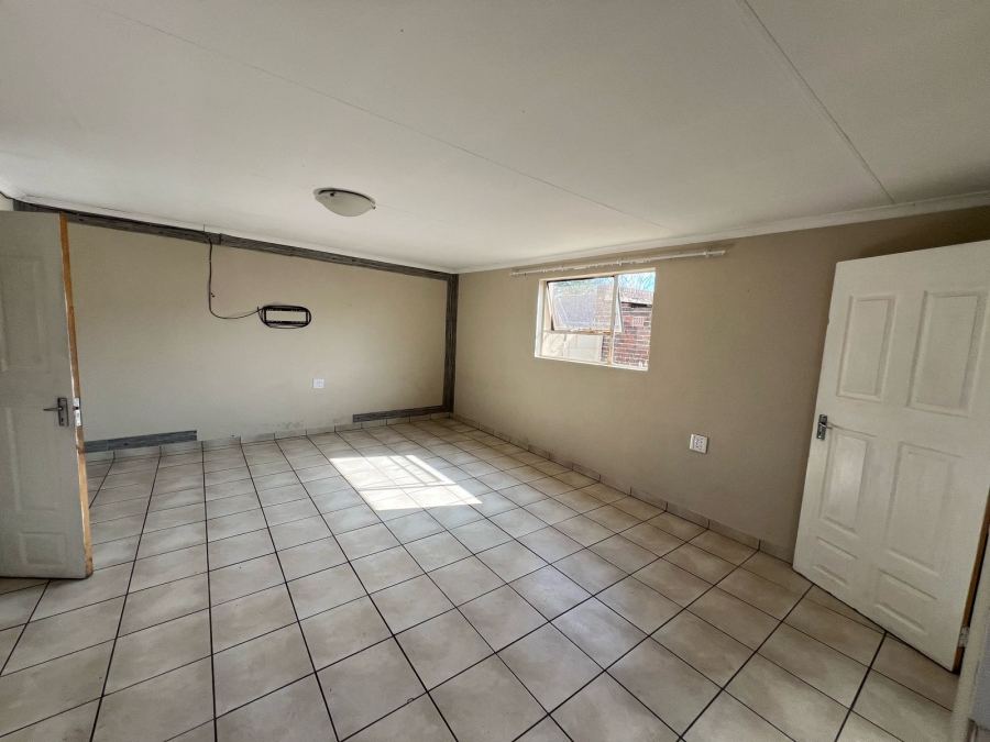 To Let 3 Bedroom Property for Rent in Primrose Gauteng