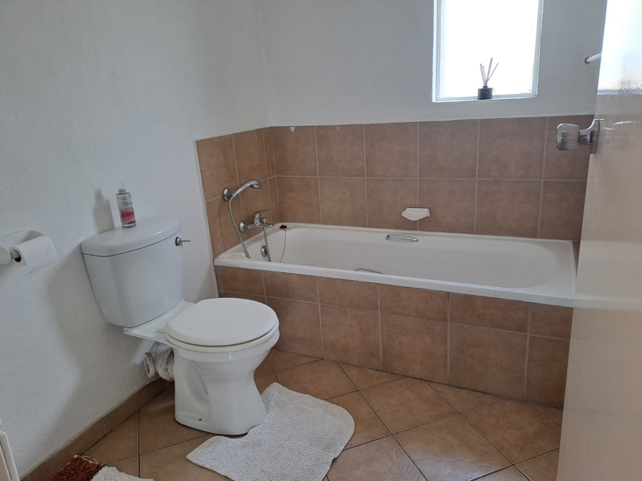 To Let 2 Bedroom Property for Rent in Dalpark Ext 1 Gauteng