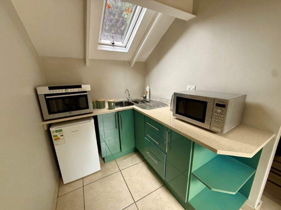 To Let 1 Bedroom Property for Rent in Forest Town Gauteng