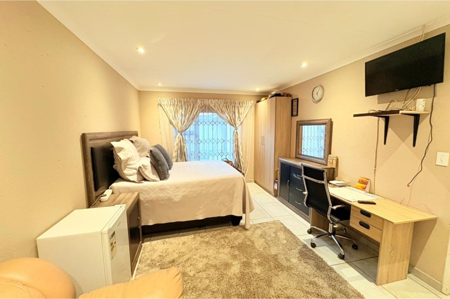 To Let 3 Bedroom Property for Rent in Comet Gauteng