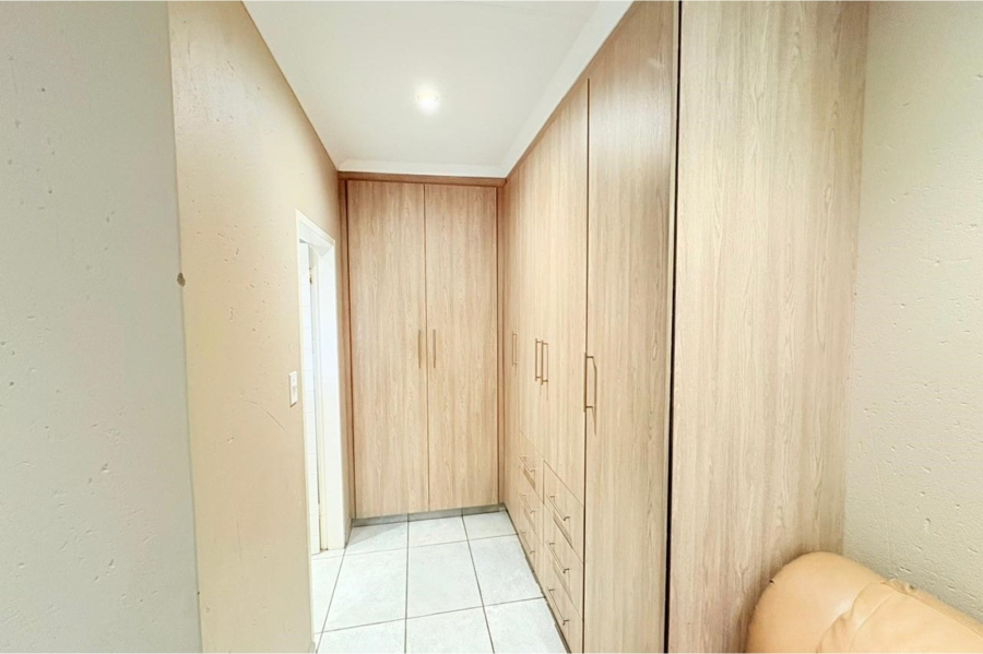 To Let 3 Bedroom Property for Rent in Comet Gauteng