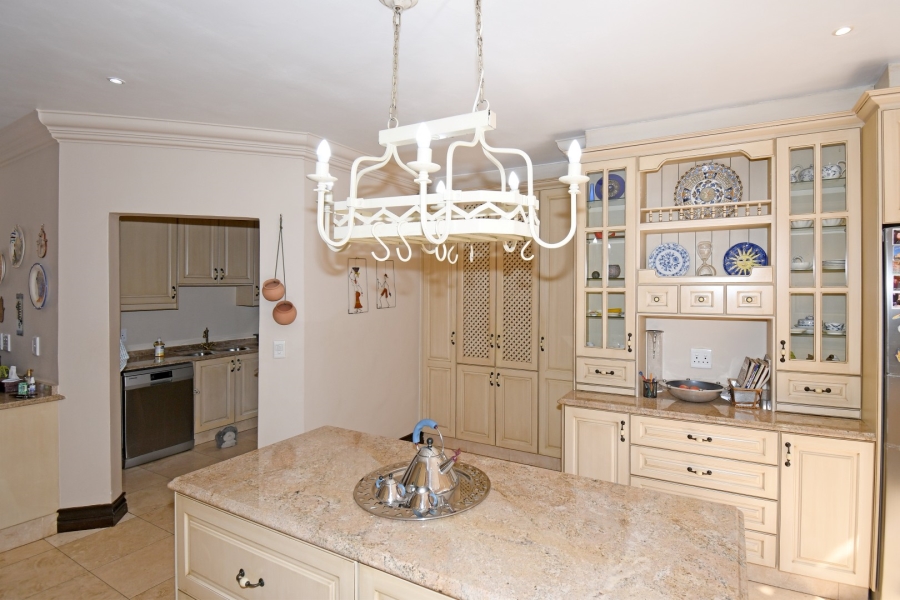 3 Bedroom Property for Sale in Atholl Gauteng