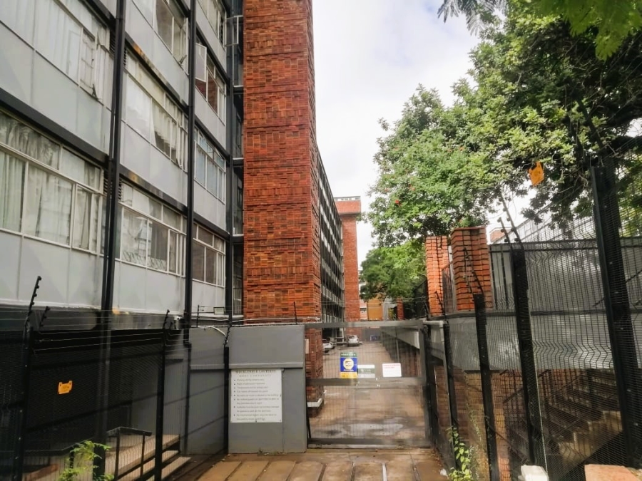 2 Bedroom Property for Sale in Muckleneuk Gauteng
