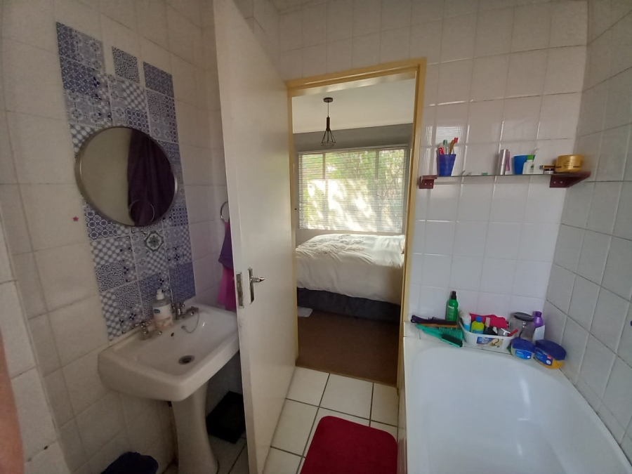 3 Bedroom Property for Sale in Glen Marais Gauteng