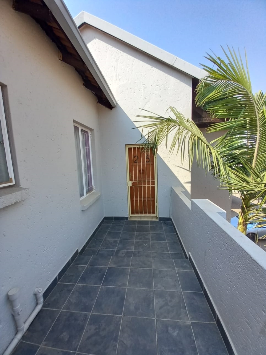 3 Bedroom Property for Sale in Glen Marais Gauteng