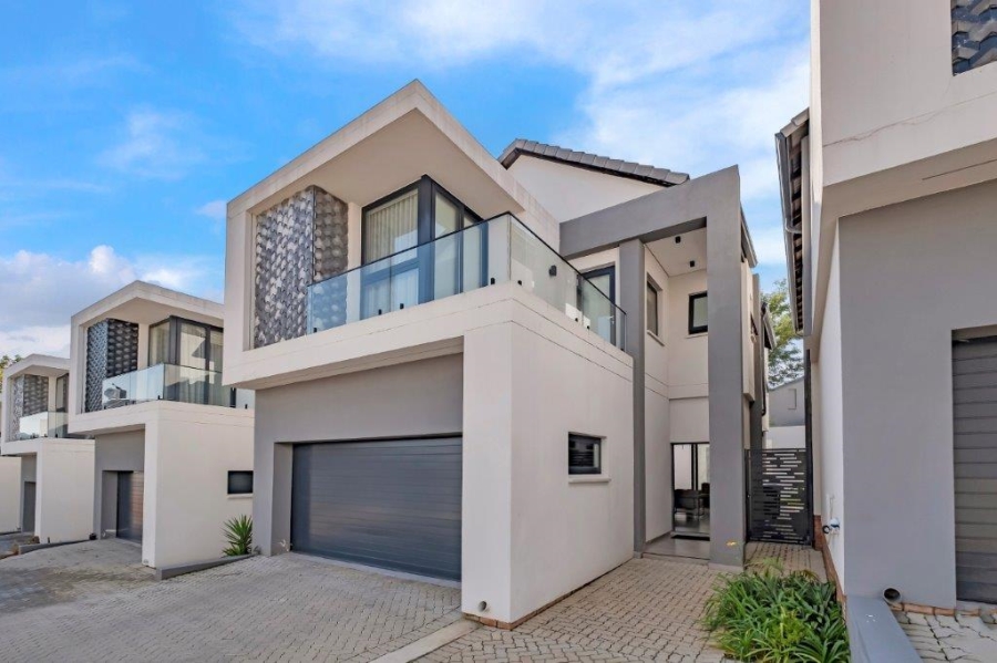 3 Bedroom Property for Sale in Bryanston Gauteng