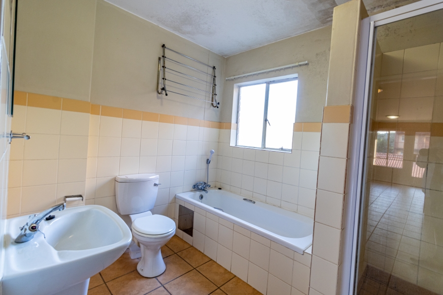 To Let 0 Bedroom Property for Rent in Die Wilgers Gauteng