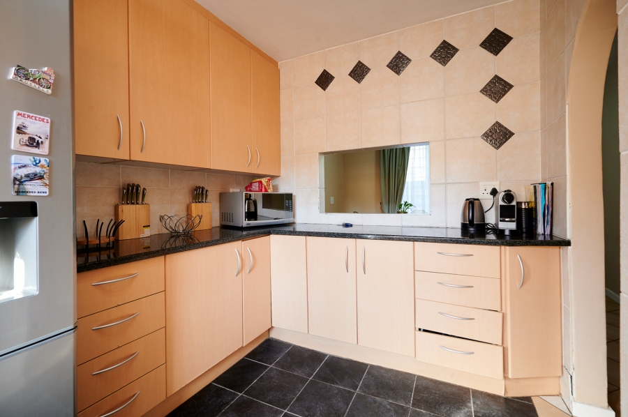4 Bedroom Property for Sale in Halfway Gardens Gauteng
