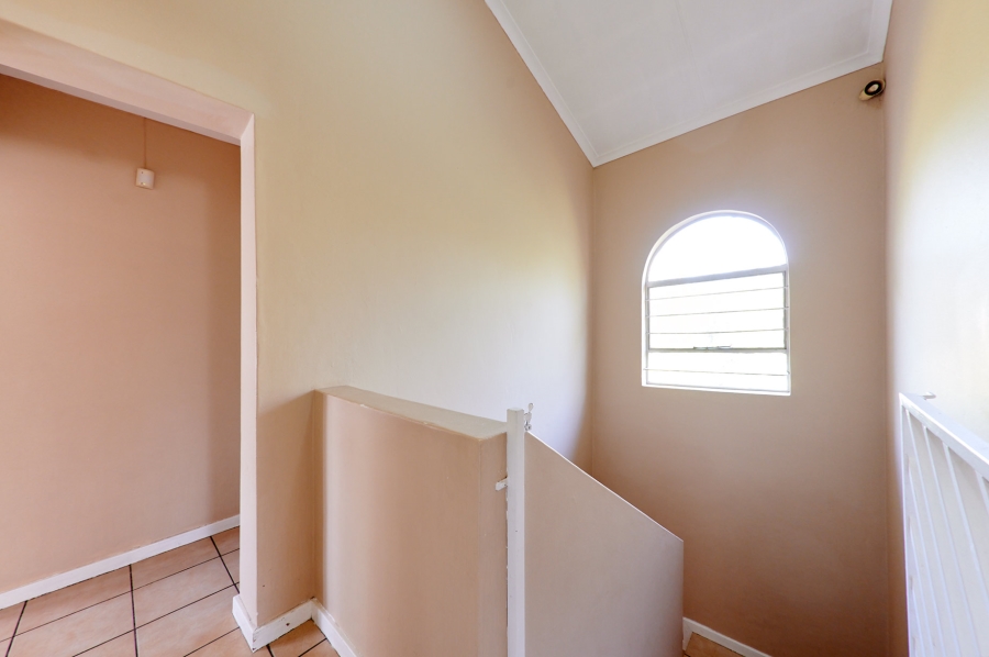 4 Bedroom Property for Sale in Halfway Gardens Gauteng
