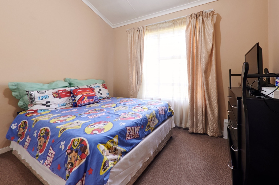 4 Bedroom Property for Sale in Halfway Gardens Gauteng