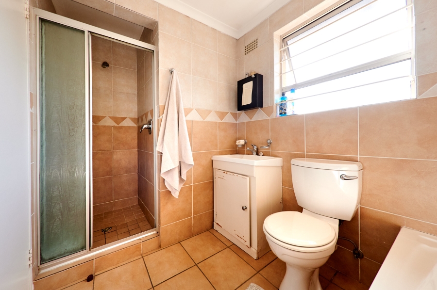 4 Bedroom Property for Sale in Halfway Gardens Gauteng
