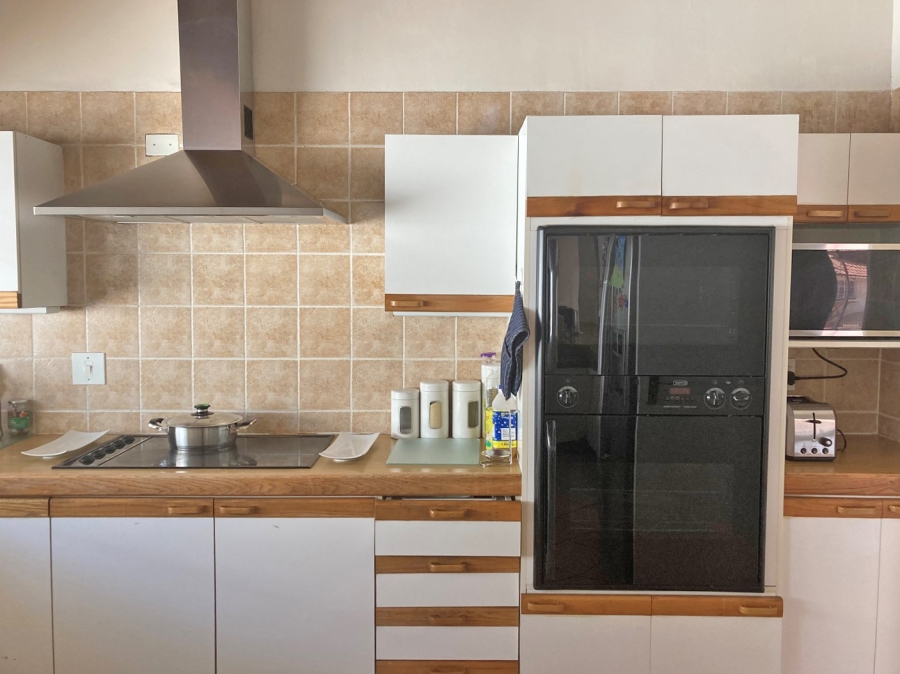 To Let 3 Bedroom Property for Rent in Parkmore Gauteng