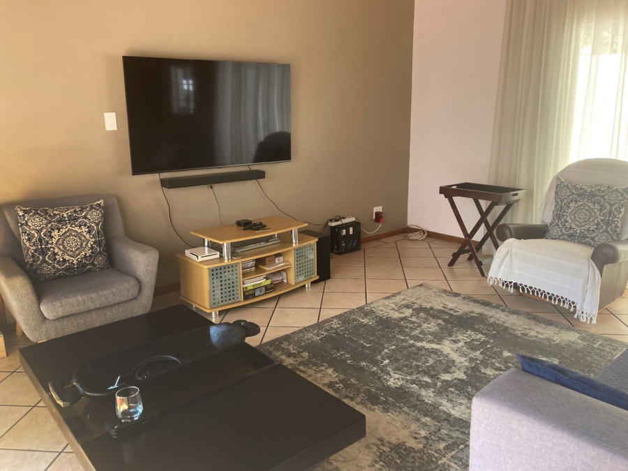 To Let 3 Bedroom Property for Rent in Parkmore Gauteng