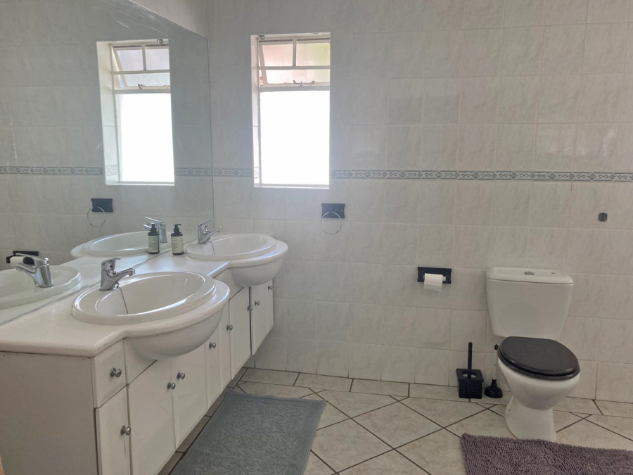 To Let 3 Bedroom Property for Rent in Parkmore Gauteng