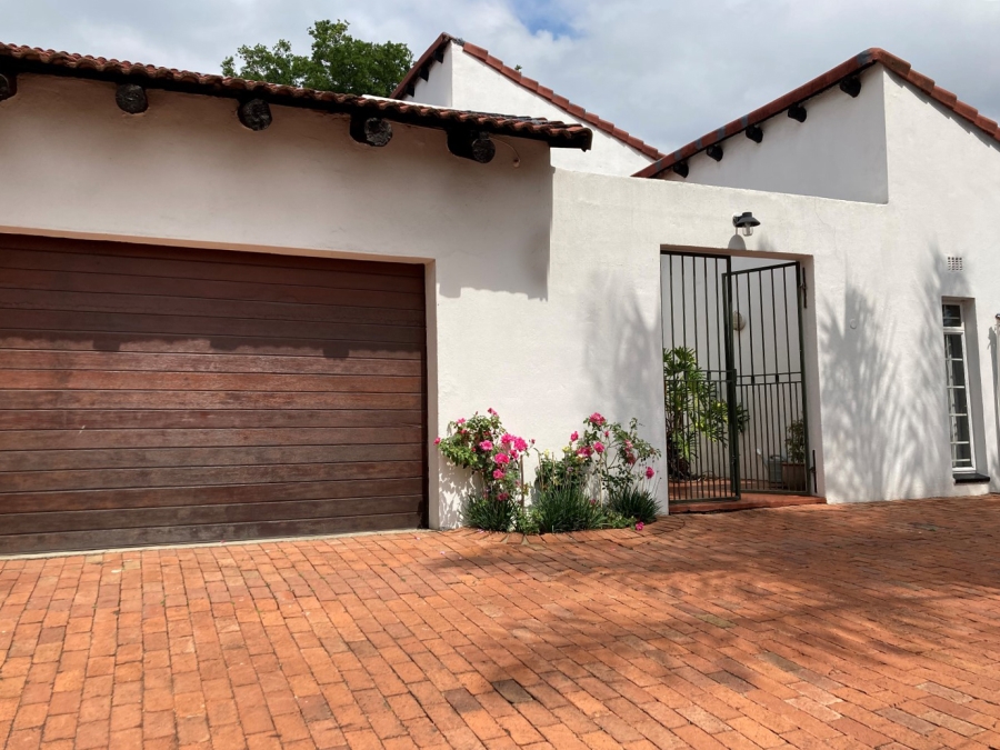 To Let 3 Bedroom Property for Rent in Parkmore Gauteng