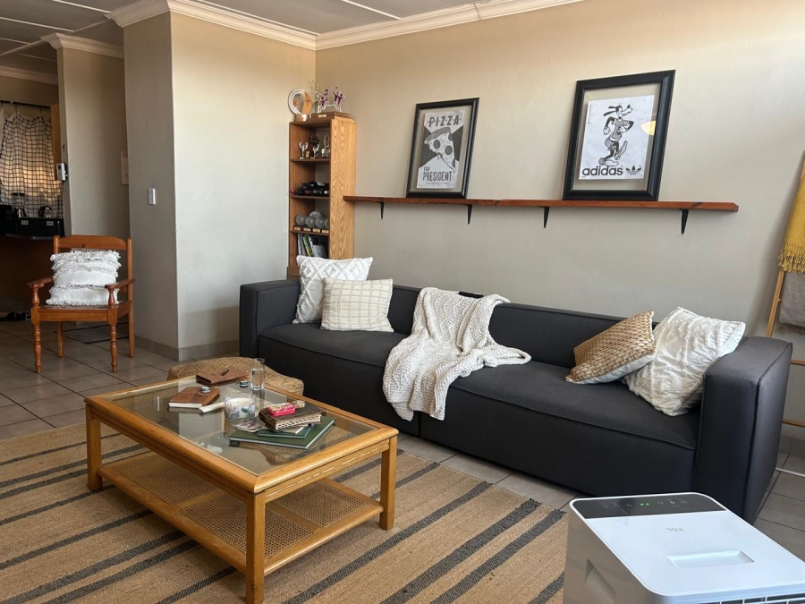 To Let 1 Bedroom Property for Rent in Waverley Gauteng