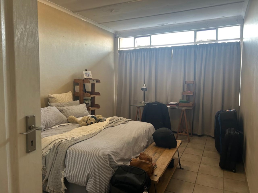 To Let 1 Bedroom Property for Rent in Waverley Gauteng