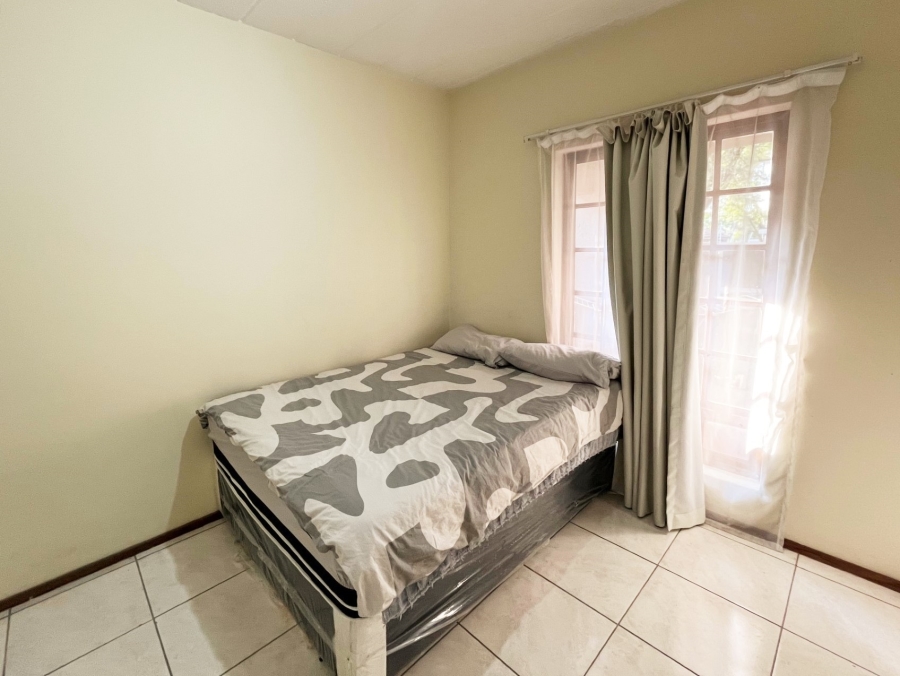 To Let 1 Bedroom Property for Rent in Killarney Gauteng