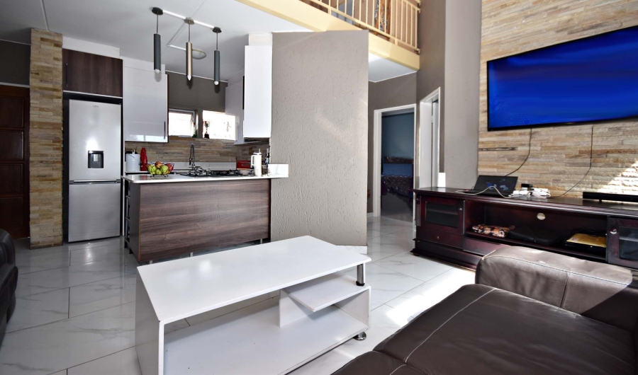 2 Bedroom Property for Sale in Bromhof Gauteng