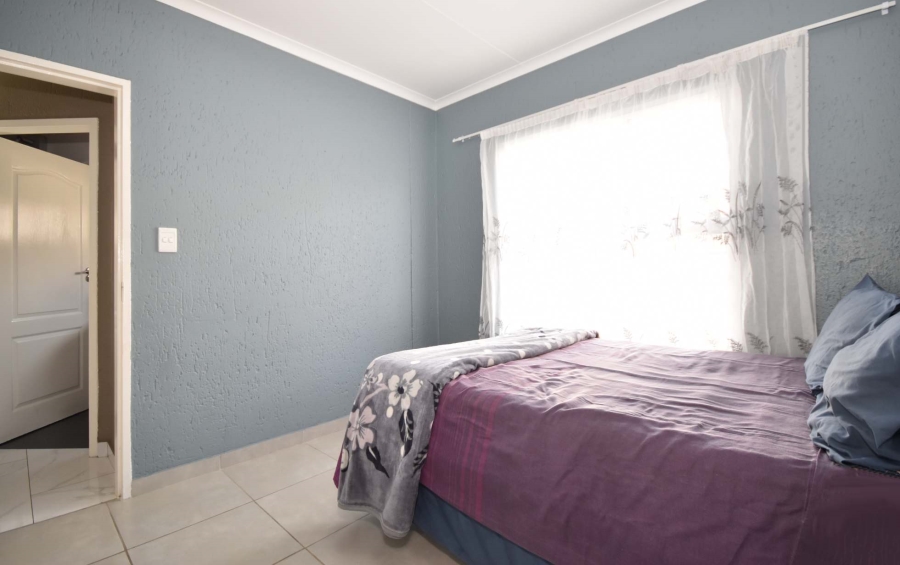 2 Bedroom Property for Sale in Bromhof Gauteng