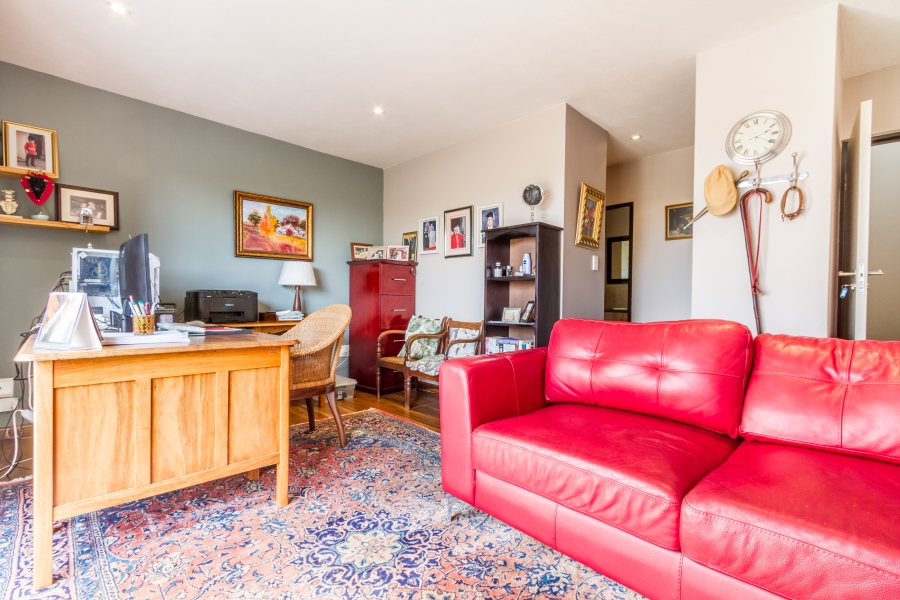 3 Bedroom Property for Sale in Lombardy Estate Gauteng