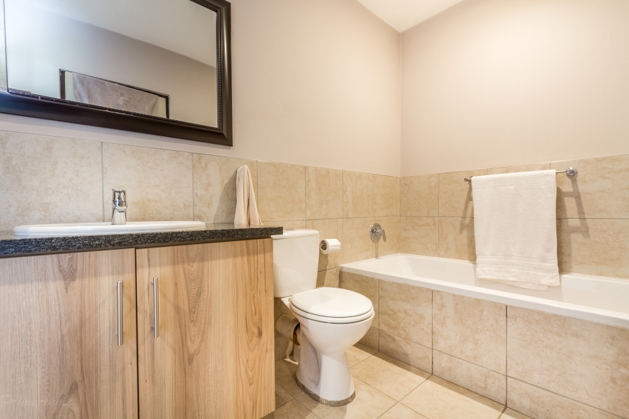 3 Bedroom Property for Sale in Lombardy Estate Gauteng