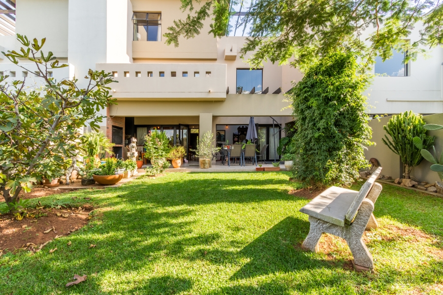 3 Bedroom Property for Sale in Lombardy Estate Gauteng