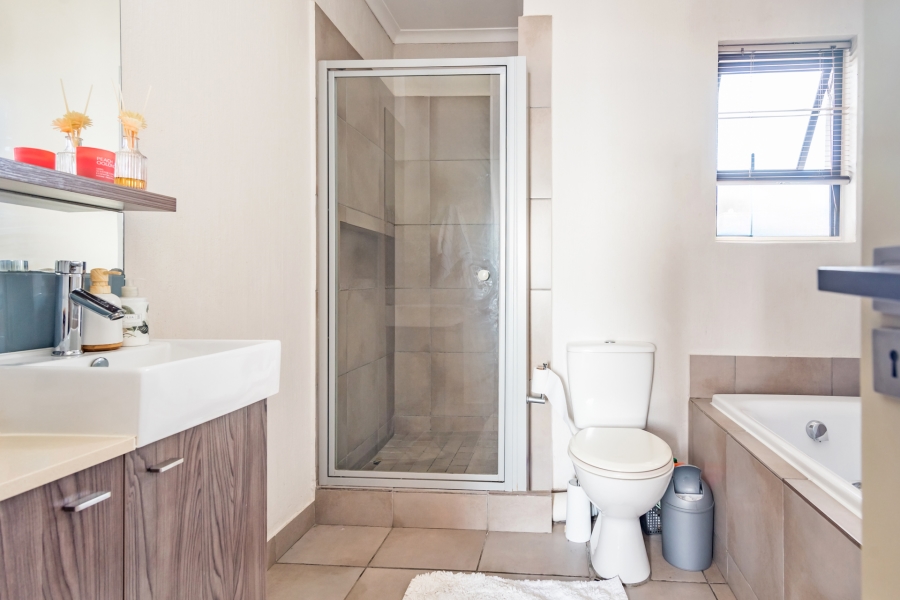 1 Bedroom Property for Sale in Glenferness Gauteng
