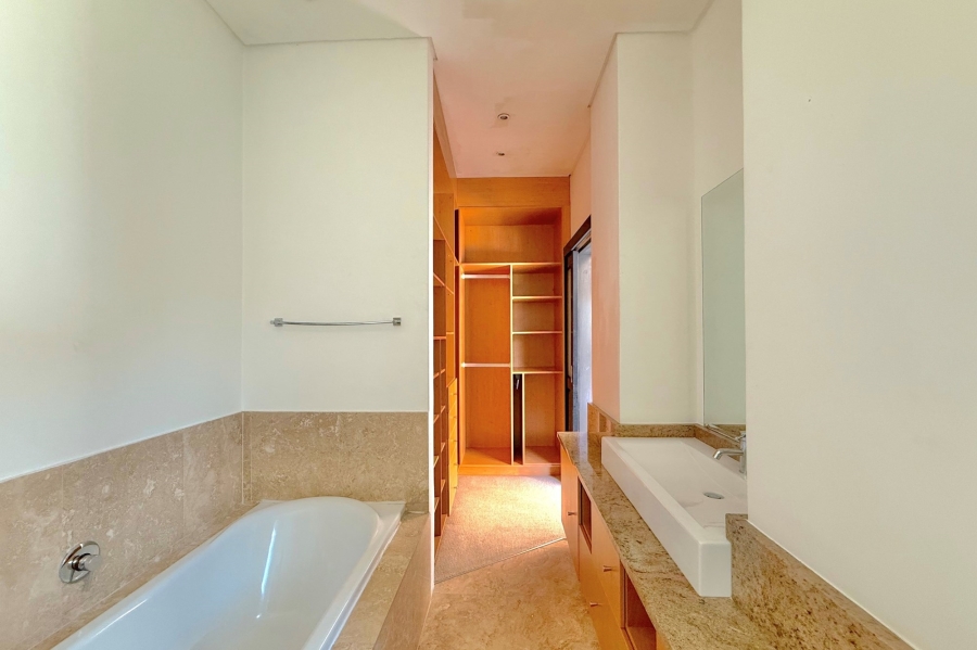 4 Bedroom Property for Sale in Dainfern Valley Gauteng