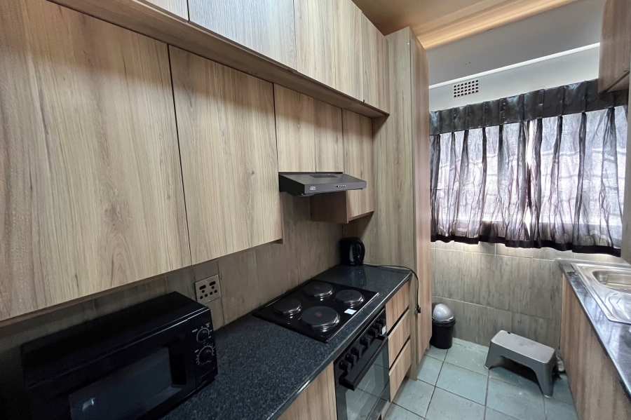 1 Bedroom Property for Sale in Cyrildene Gauteng