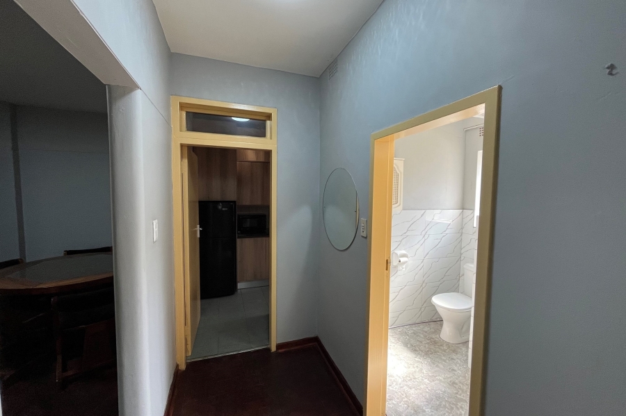 1 Bedroom Property for Sale in Cyrildene Gauteng