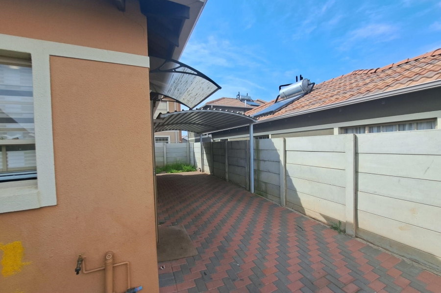 To Let 3 Bedroom Property for Rent in Albertsdal Gauteng