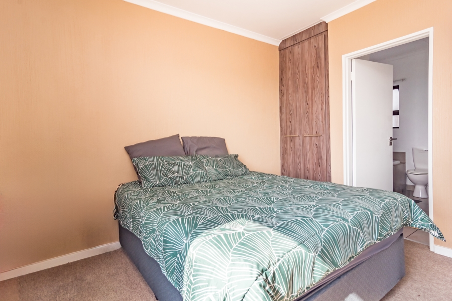 1 Bedroom Property for Sale in Glenferness Gauteng