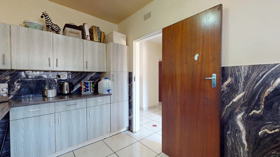 2 Bedroom Property for Sale in Albemarle Gauteng