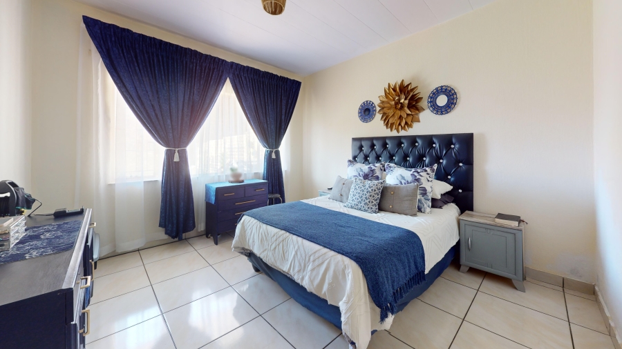 2 Bedroom Property for Sale in Albemarle Gauteng