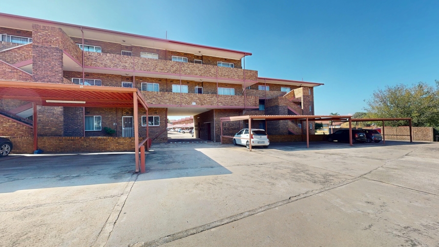 2 Bedroom Property for Sale in Albemarle Gauteng