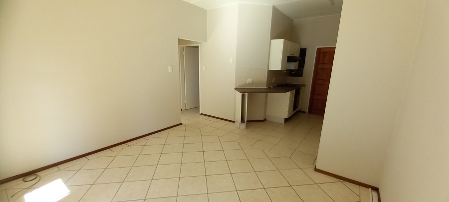 2 Bedroom Property for Sale in Roodekrans Gauteng