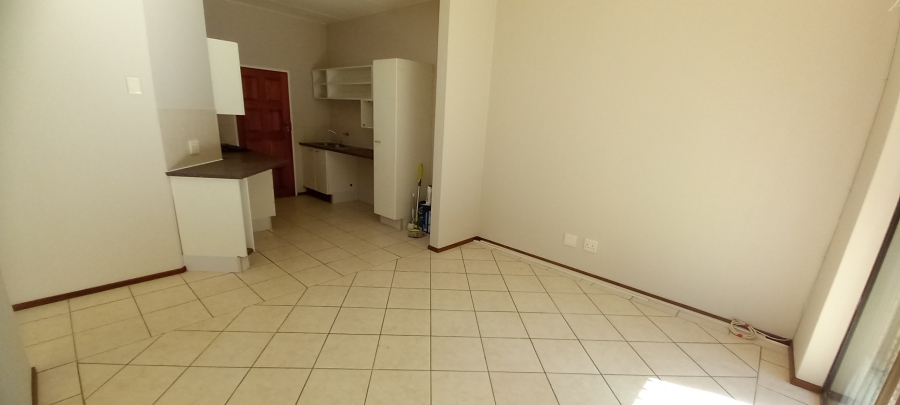 2 Bedroom Property for Sale in Roodekrans Gauteng