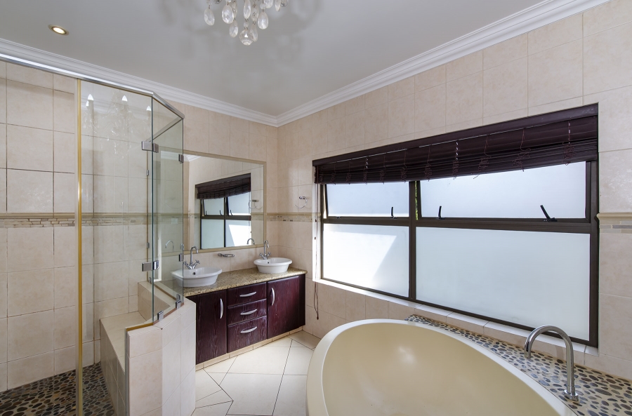 4 Bedroom Property for Sale in Bryanston Gauteng