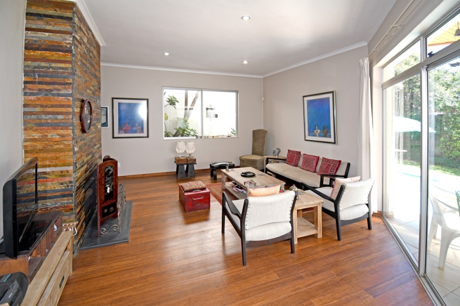 3 Bedroom Property for Sale in Hurlingham Manor Gauteng