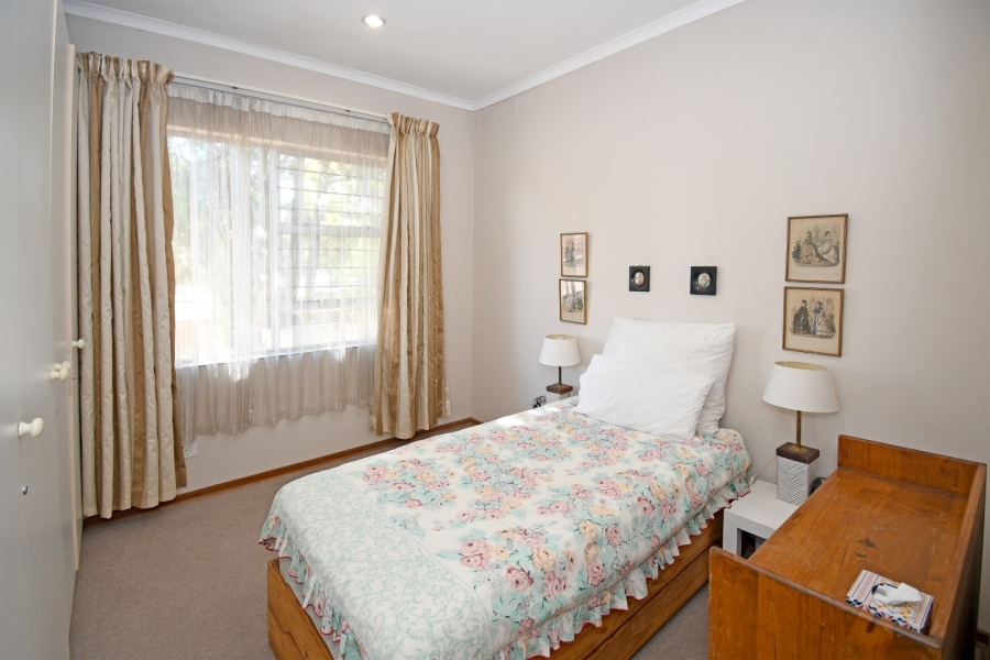 3 Bedroom Property for Sale in Hurlingham Manor Gauteng